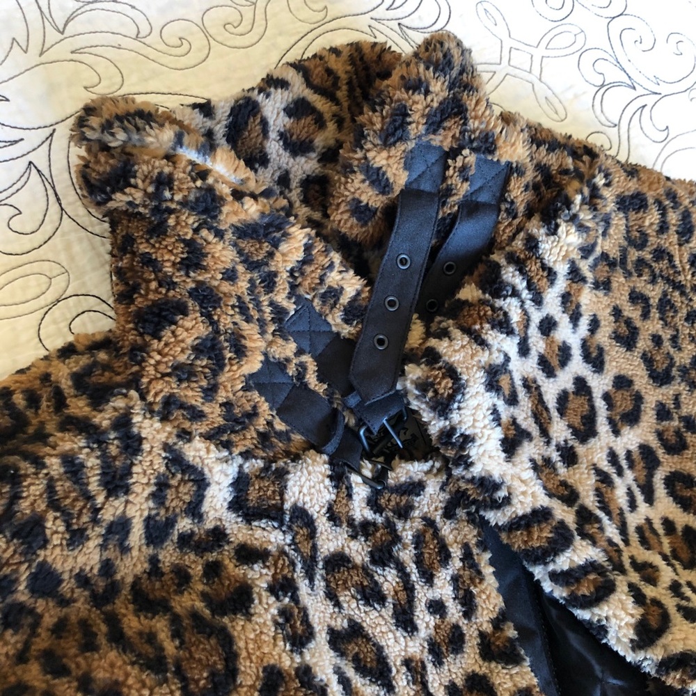 Levi’s Women's Moto Jacket Leopard Print Faux M - Picture 14 of 16